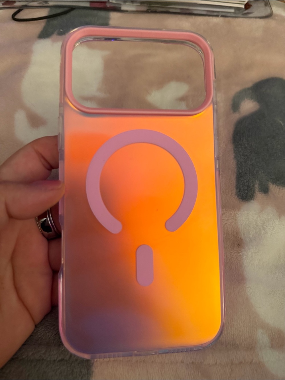 Pink Gradient MagSafe-Compatible Phone Case - Picture 1 of 2